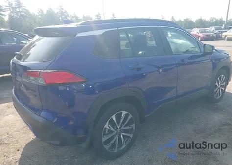 2024 Toyota Corolla Cross Xle z USA, uszkodzony, nr VIN 7MUDAABG9RV103268